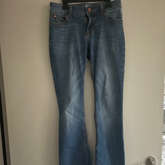 Wrangler women’s bootcut jeans - Picture 1 of 6